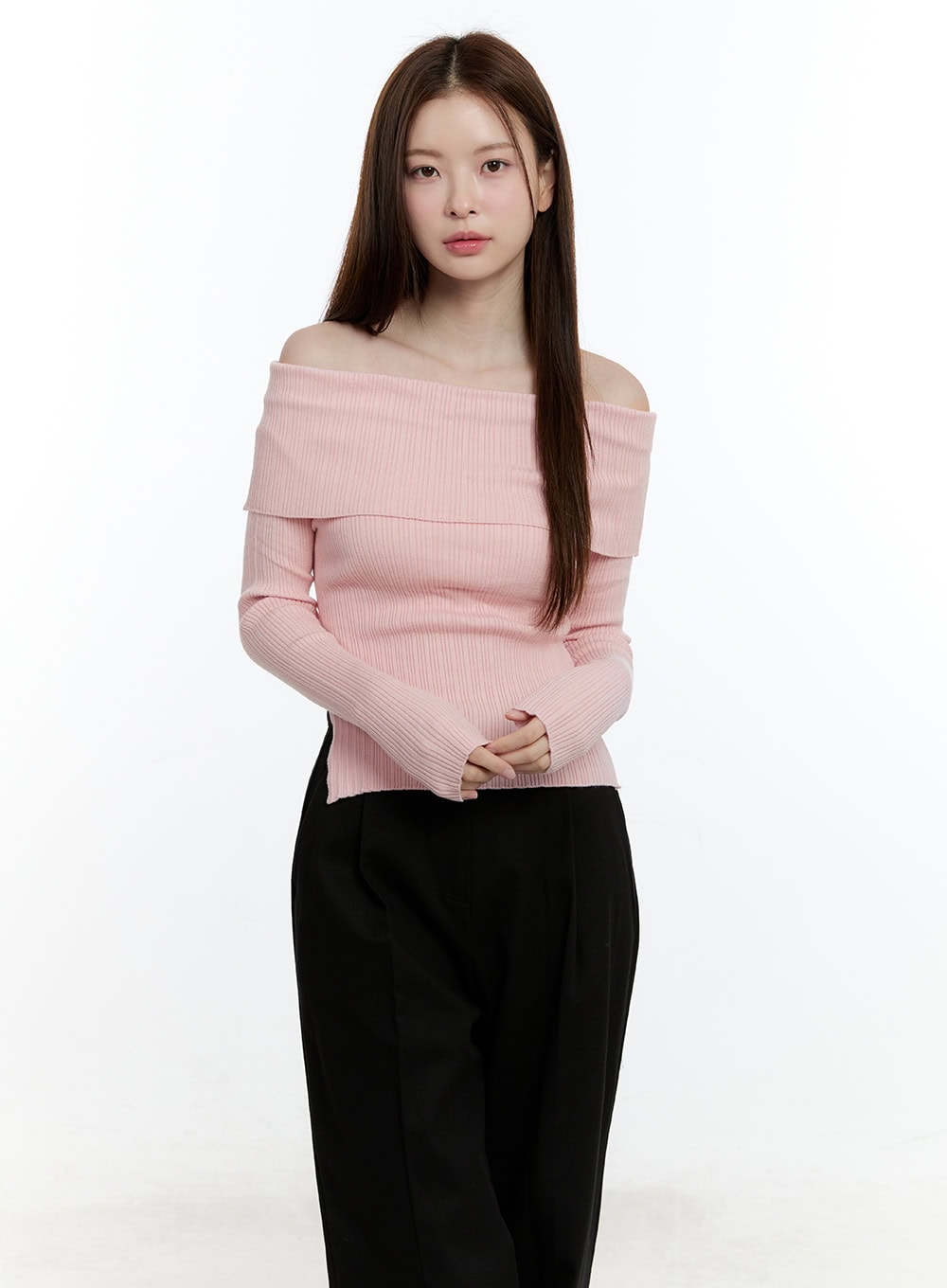 Ribbed Slim-Fit Off-Shoulder Top CM521