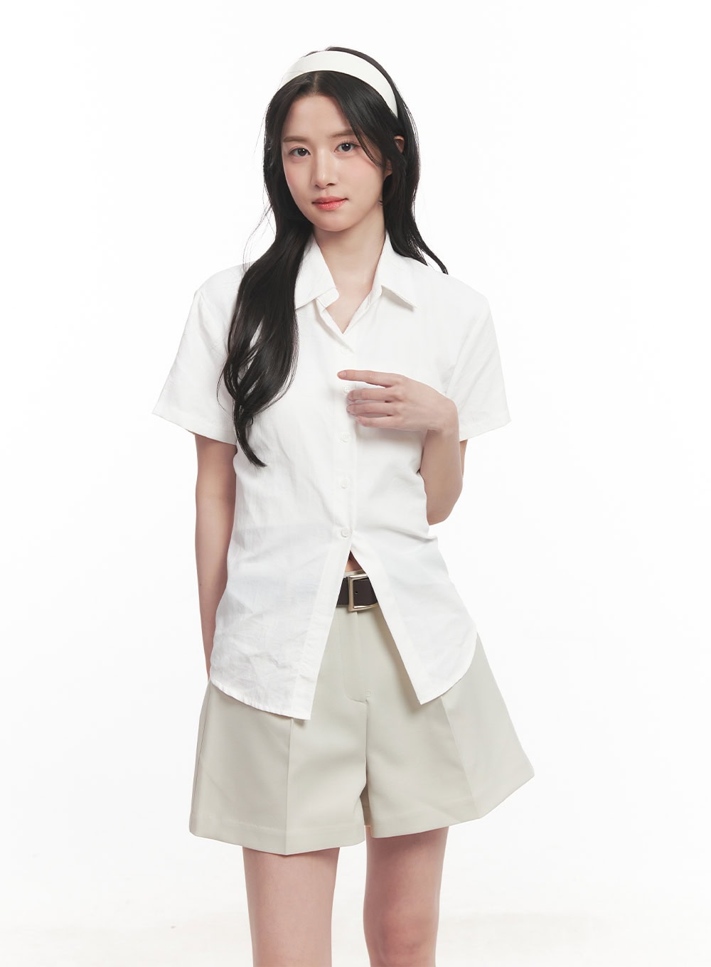 Slim-Fit Buttoned Half-Sleeve Shirt CA510