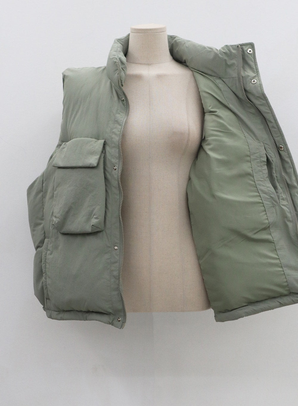 Pocket Puffer Waistcoat Unisex CN01