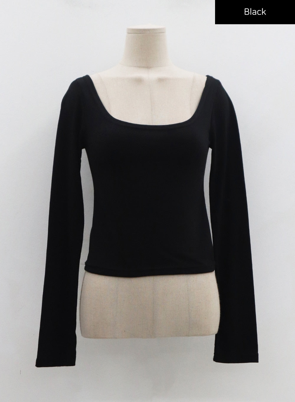 Wide U-Neck Semi Crop T-Shirt CN09