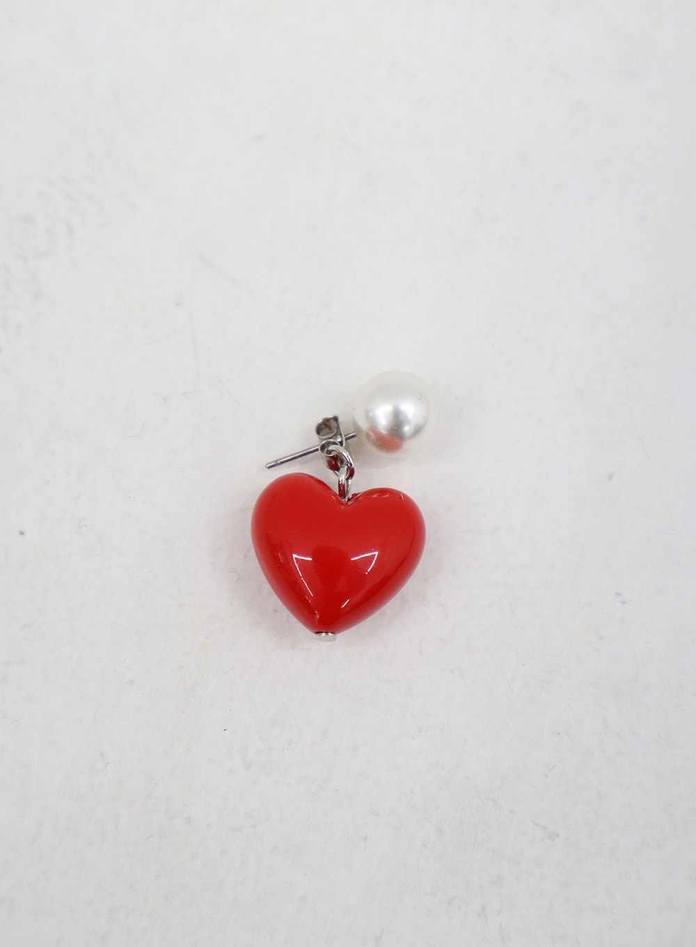 Pearl Red Heart Earrings BD09