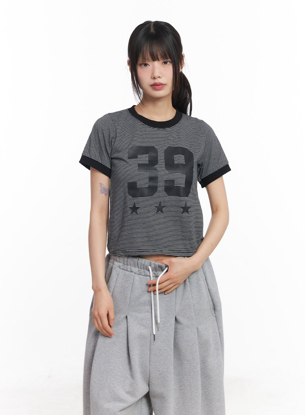 Dual-Tone Graphic Top CY512