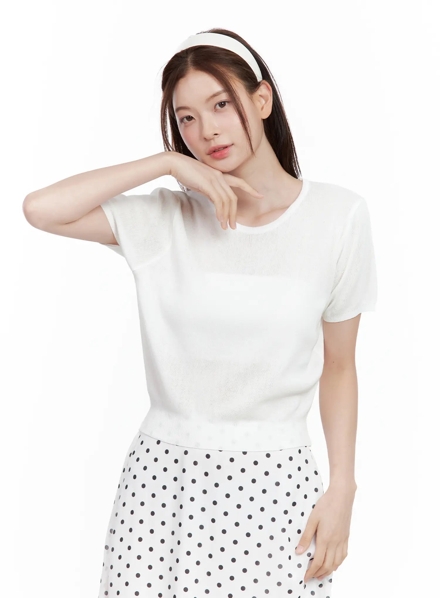 Lightweight Round-Neck Top CL502