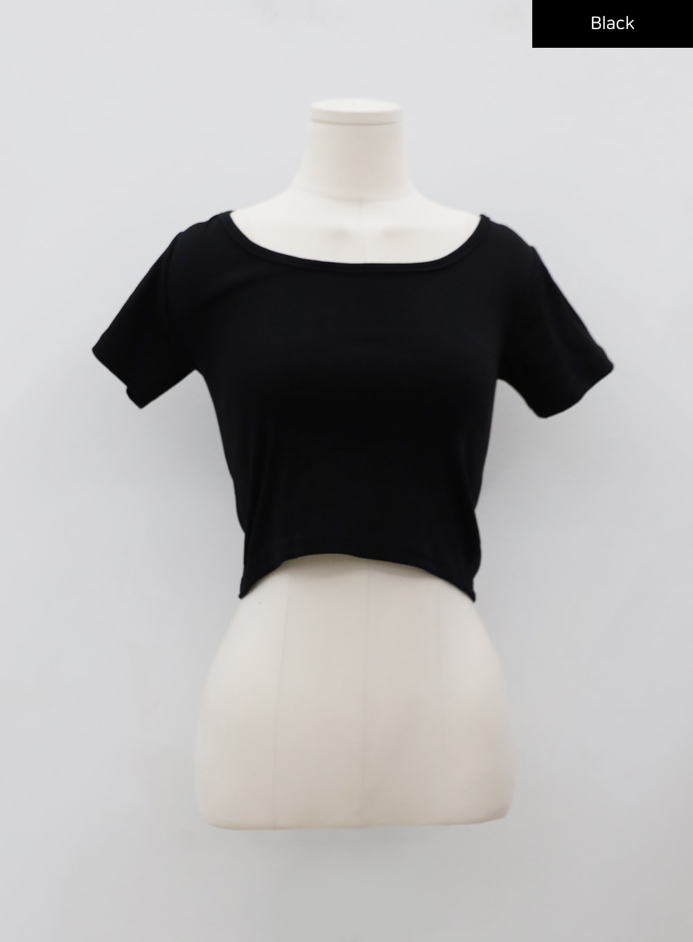 Deep Round Neck Basic Crop T-Shirt BU5