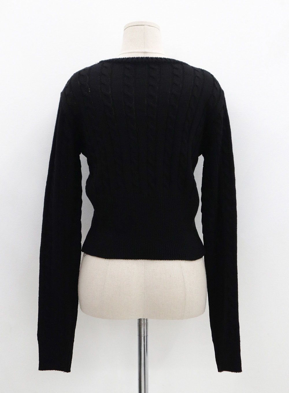 Round Neck Twist Crop Long Sleeve Knit OS26