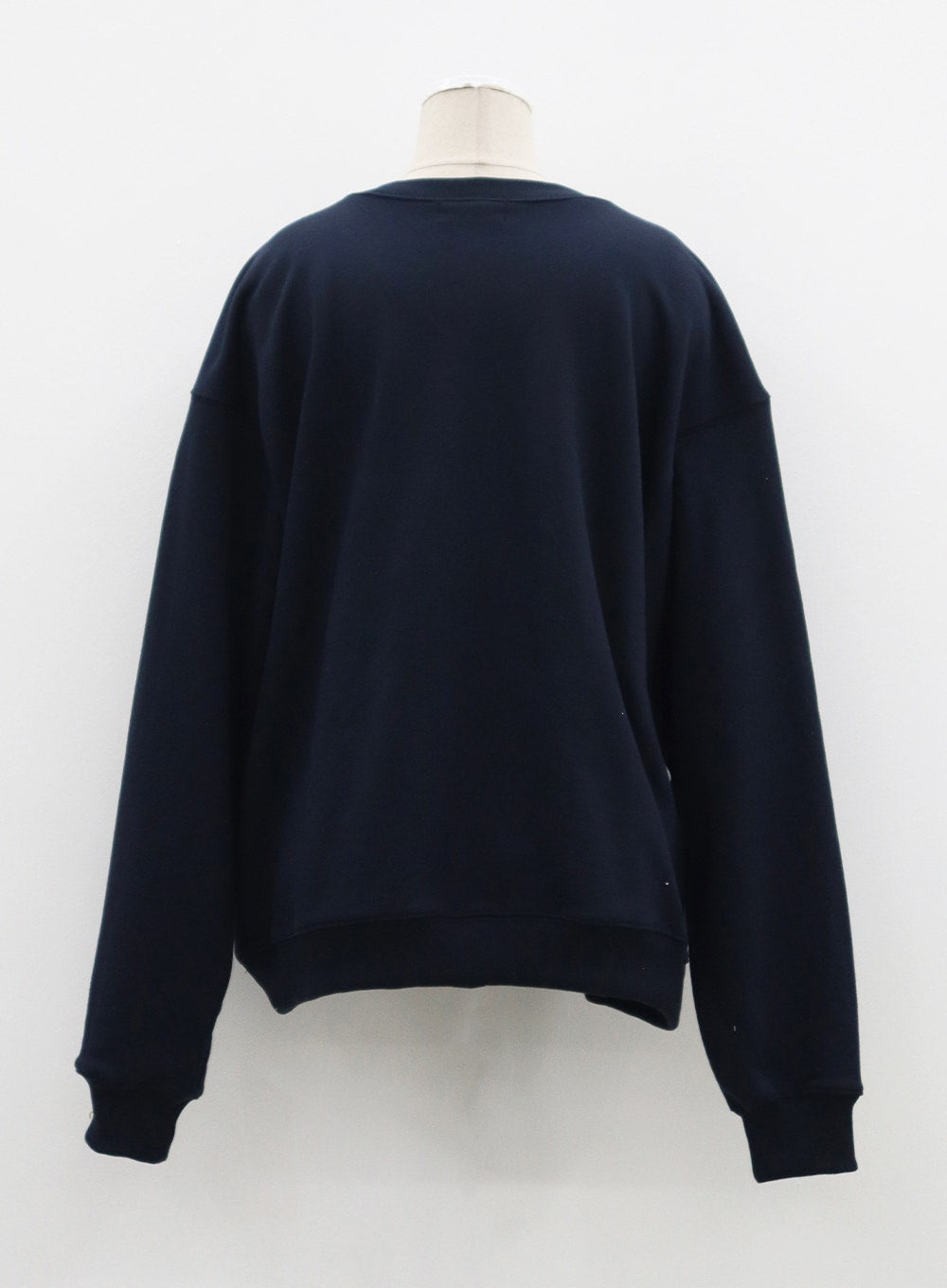 V-Neck Graphic Sweatshirt CF315