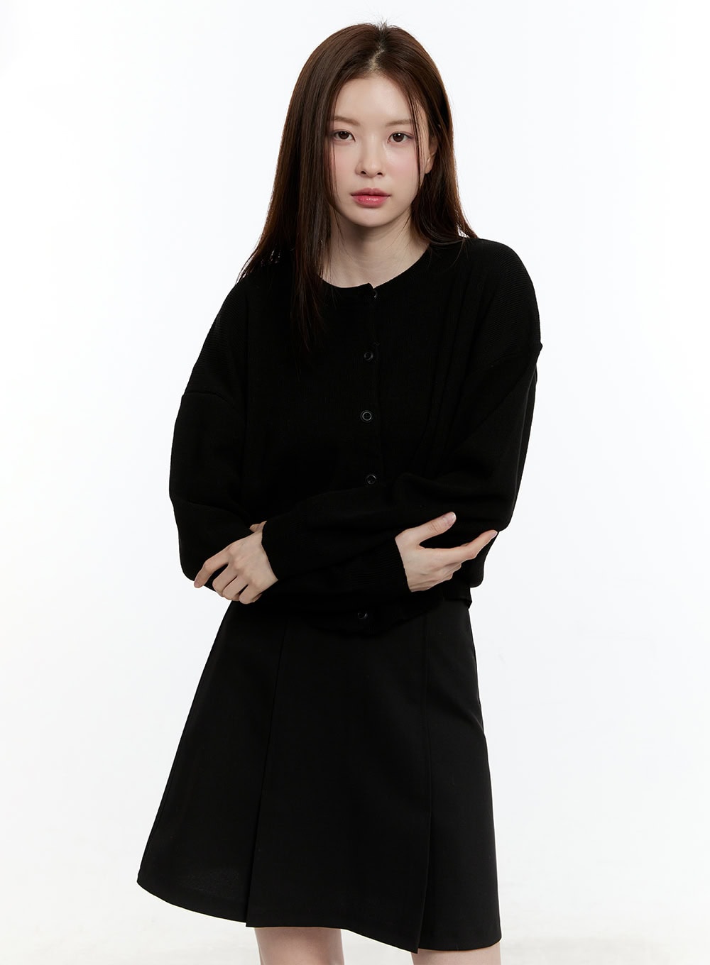 Classic Round Neck Long Sleeve Cardigan CM521