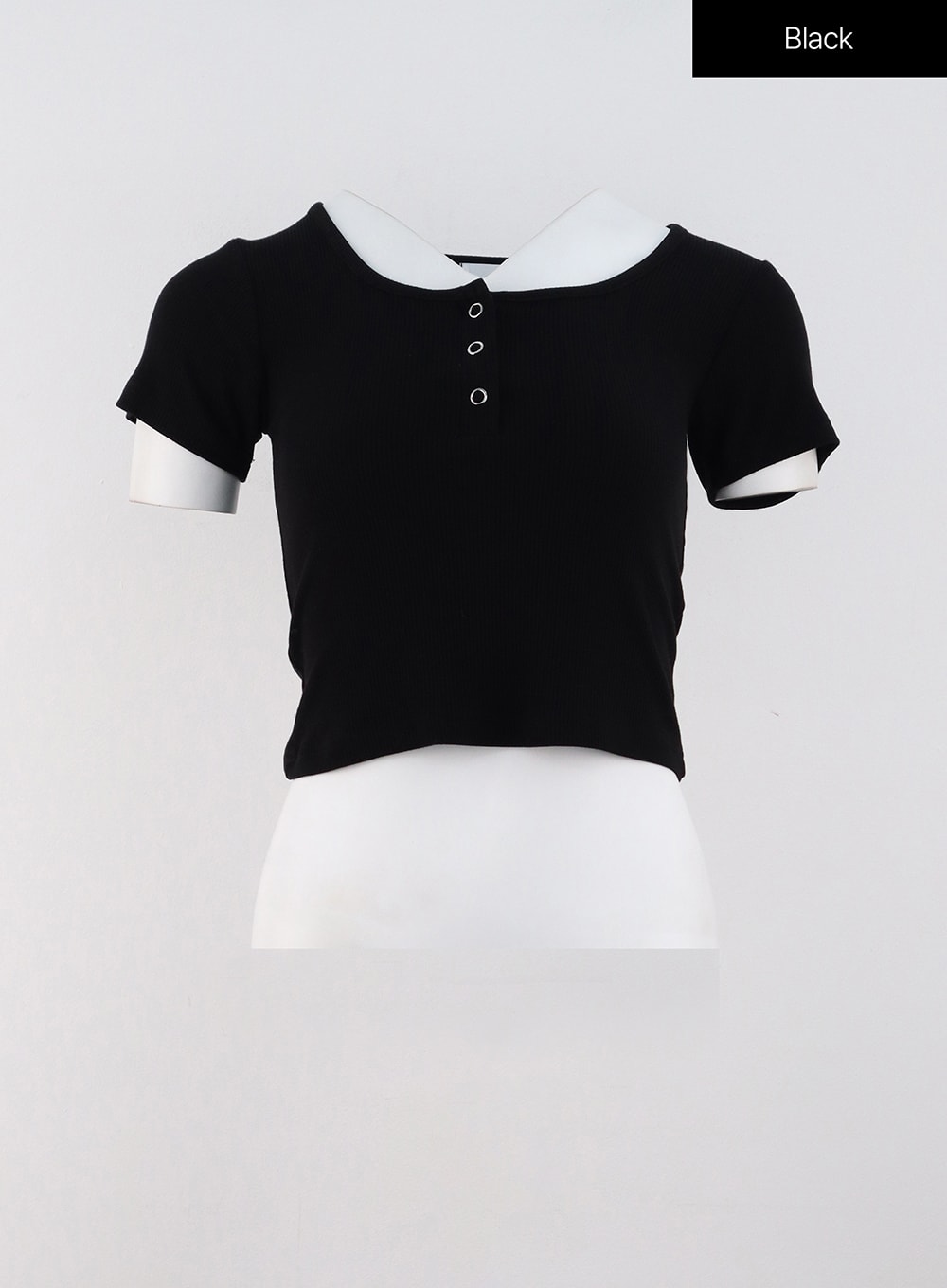 Buttoned U-Neck Crop Tee OG318