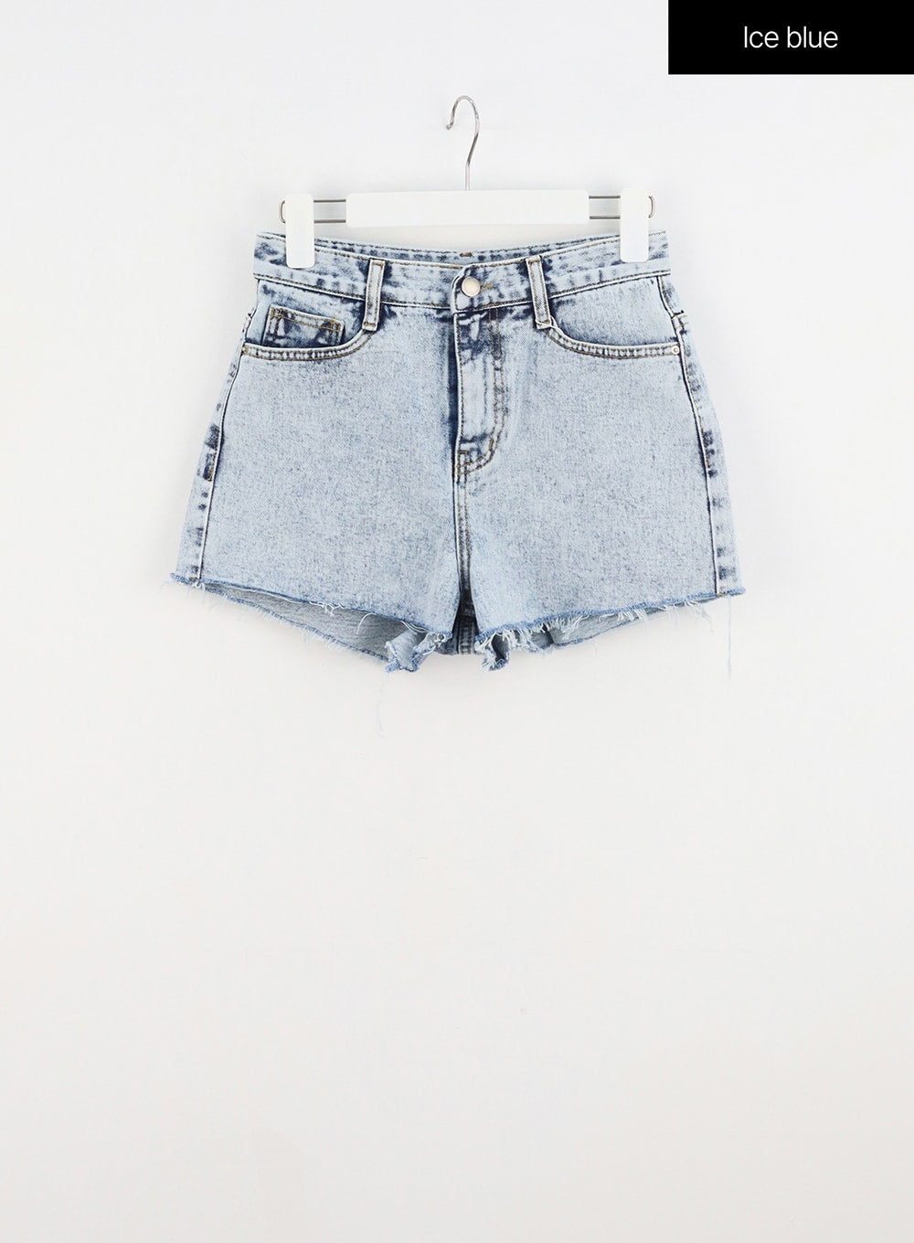 Wide Denim Shorts IU313