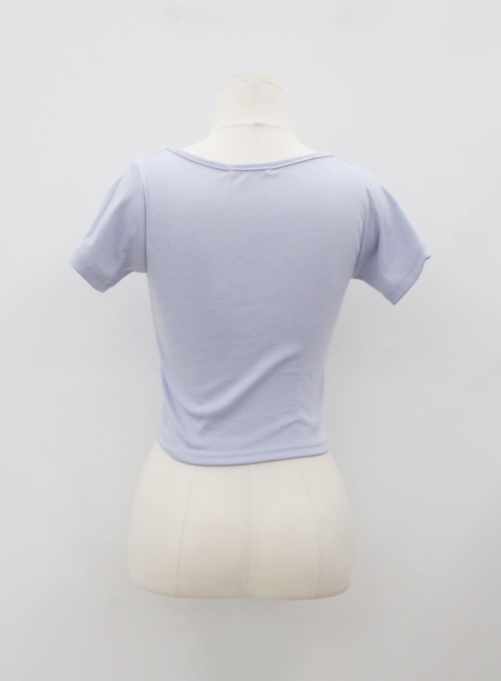 Deep Round Neck Basic Crop T-Shirt BU5