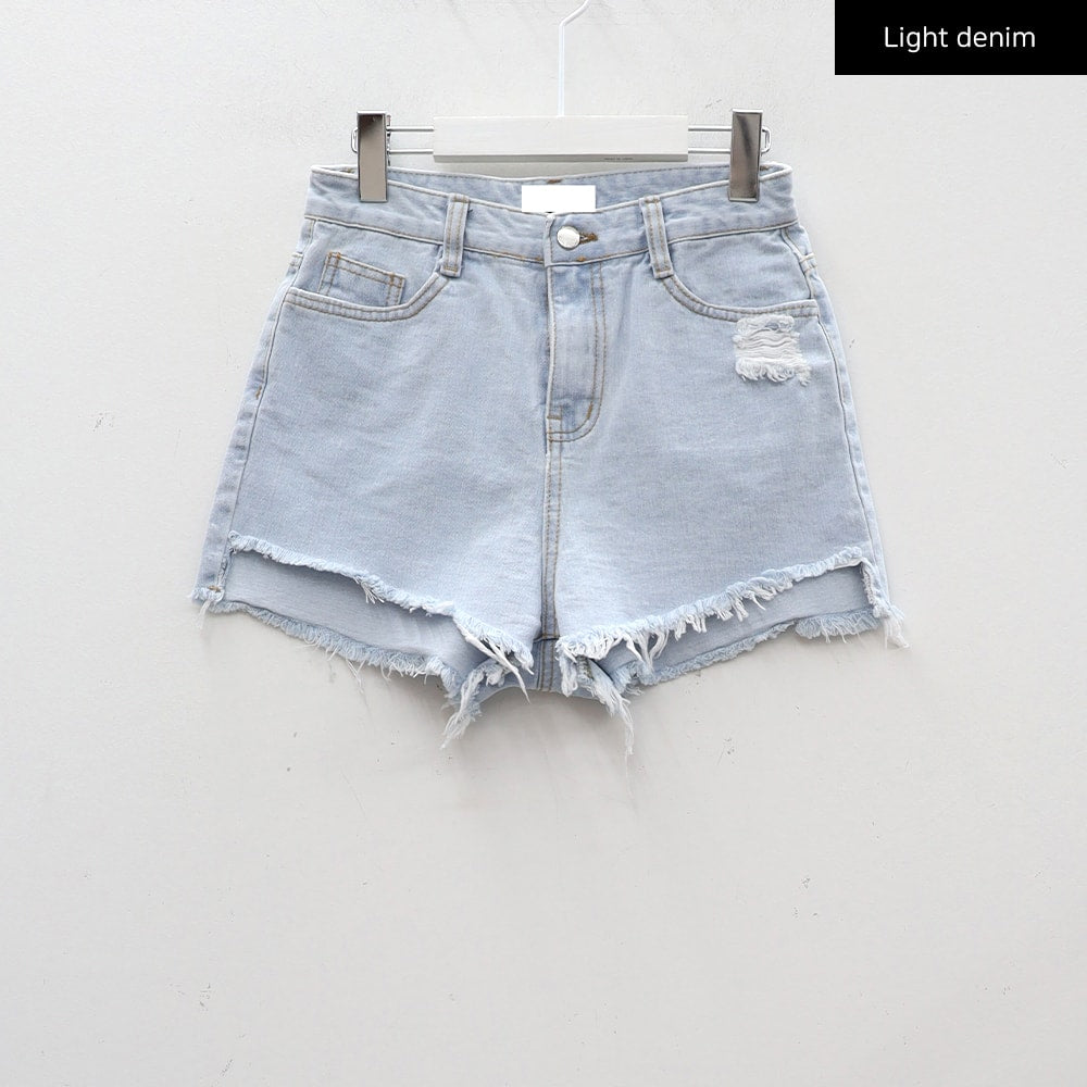 Distressed Raw Hem Denim Shorts CA27
