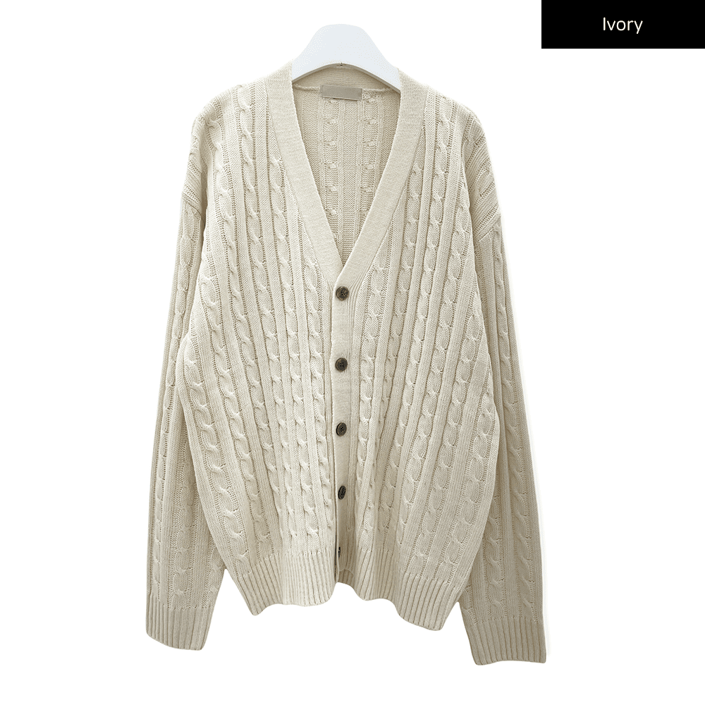 Cable Knit Relaxed Fit Cardigan C7102