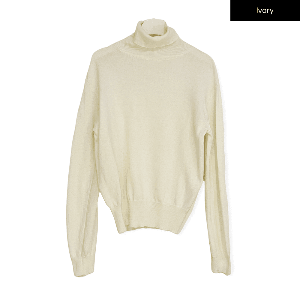 Turtleneck Knit Pullover