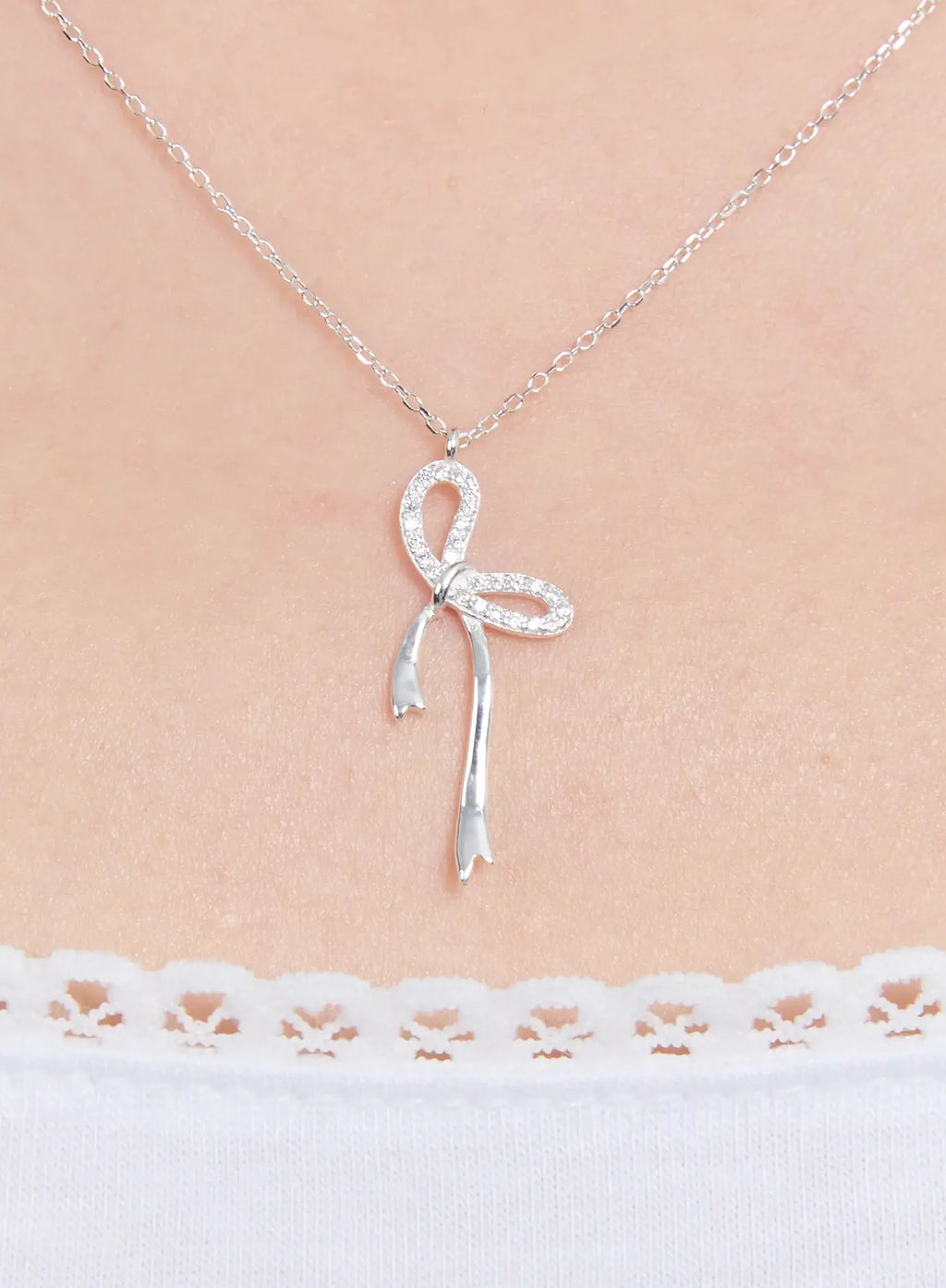 Elara Glow Necklace IU527